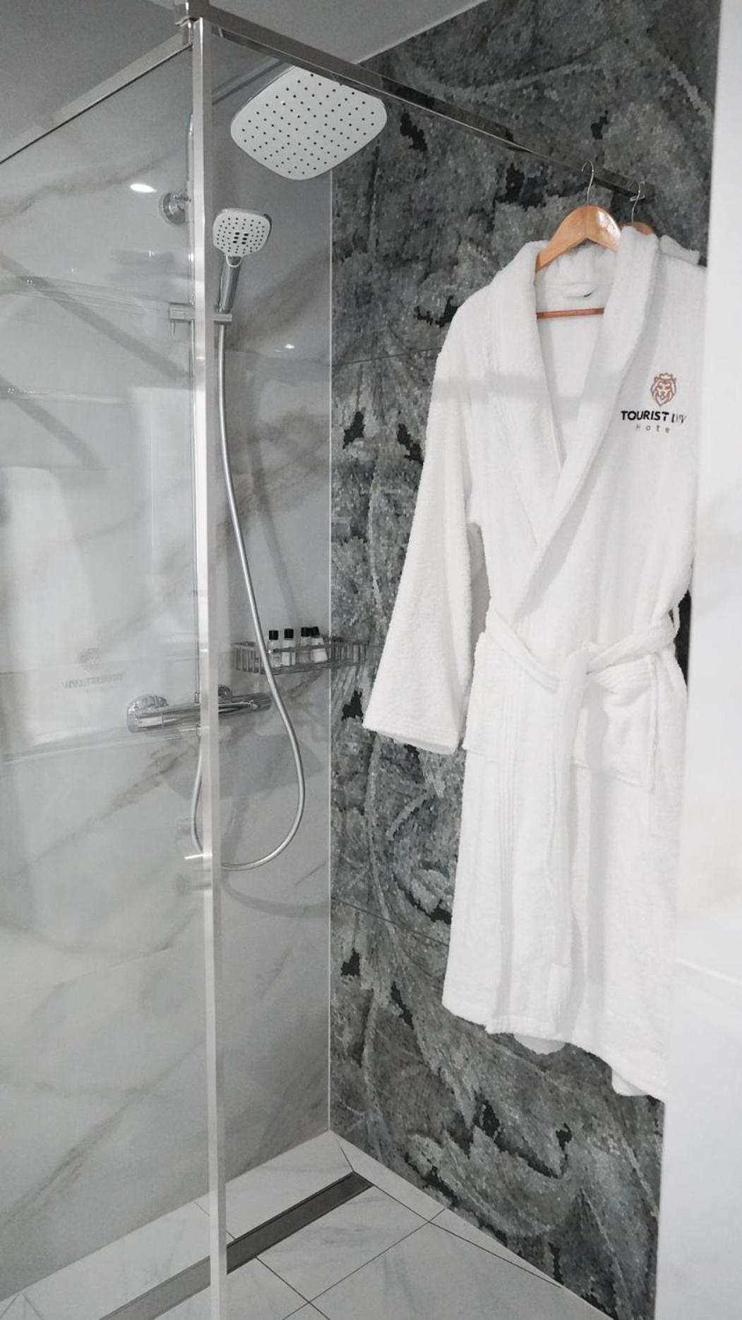 Hotel Tourist Lviv Kültér fotó