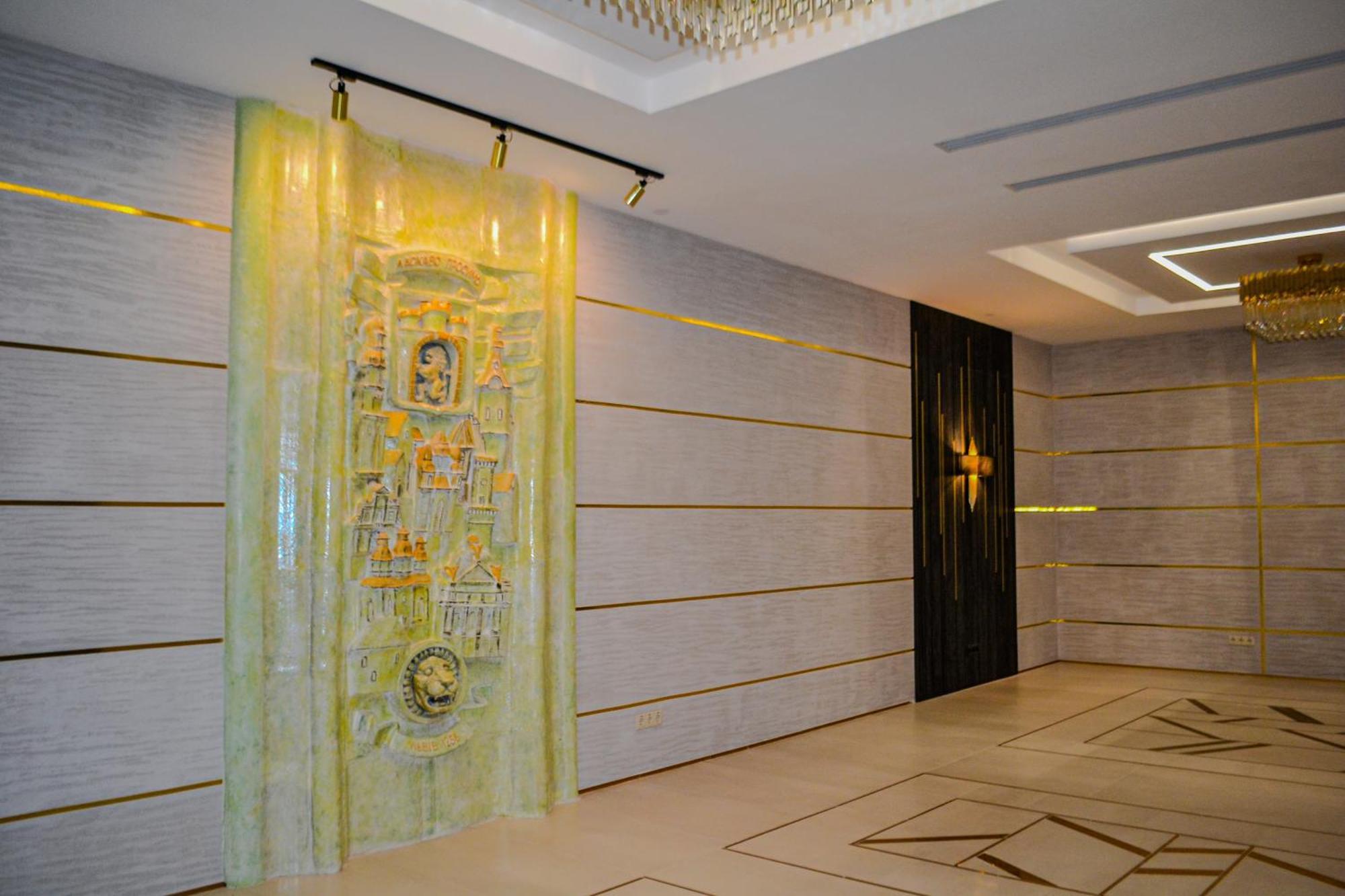 Hotel Tourist Lviv Kültér fotó